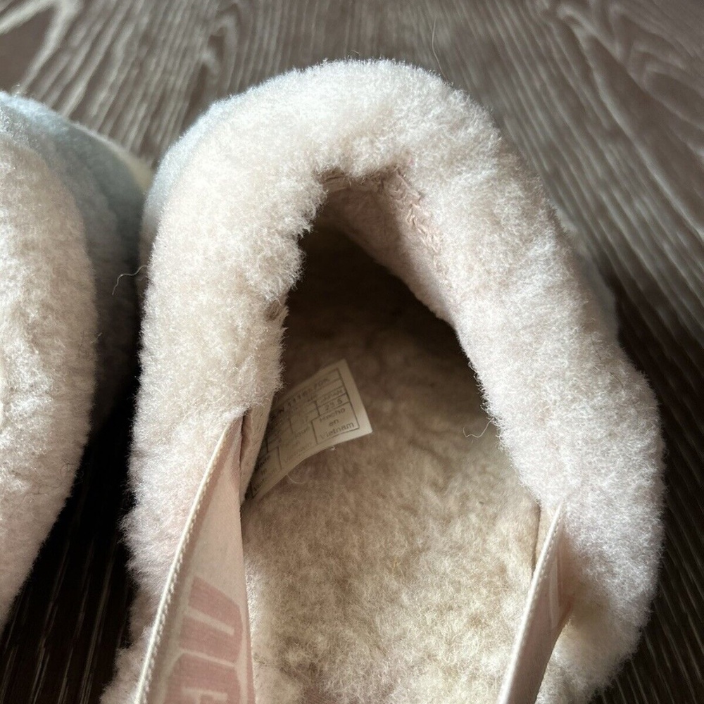 Fluff Yeah UGG Slide Women's Sheepskin Slipper Sandal MultiColor Sz5 - Picture 3 of 4